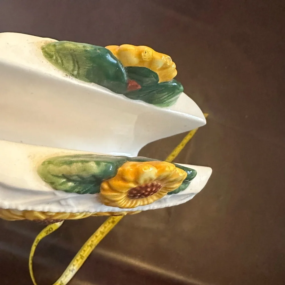 Kimco napkin holder
